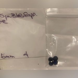 Blue sapphire, pyrope garnet, perilot gemstones